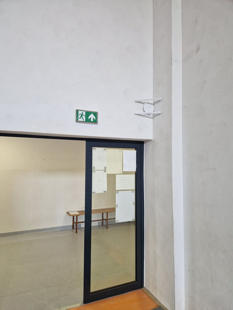 Zabezpieczenie punktu dostępowego Wi-Fi na sali gimnastycznej